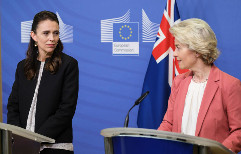 ardern and der leyen 13 Jul 22